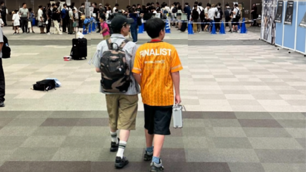 G1大阪の準決勝へ向かうエイタ選手とエイタパパさんの後ろ姿